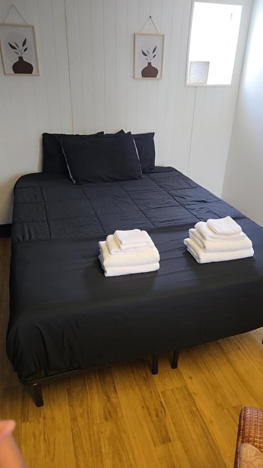 Spruce Pine Inn Екстер'єр фото
