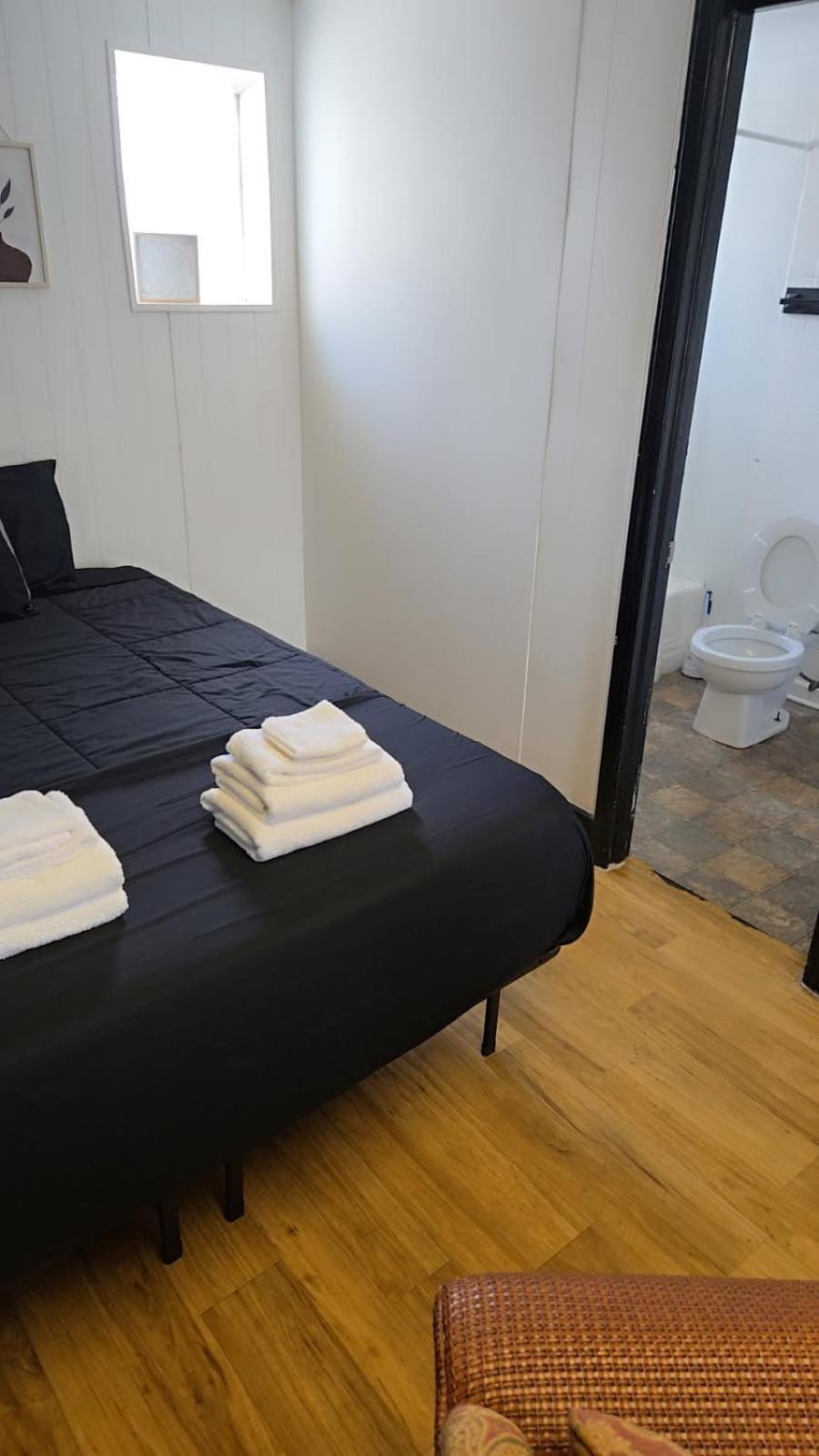 Spruce Pine Inn Екстер'єр фото